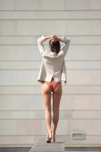 Junge Athletische Frau Mit Wunderschönem Körper Und Figur Body — Stockfoto