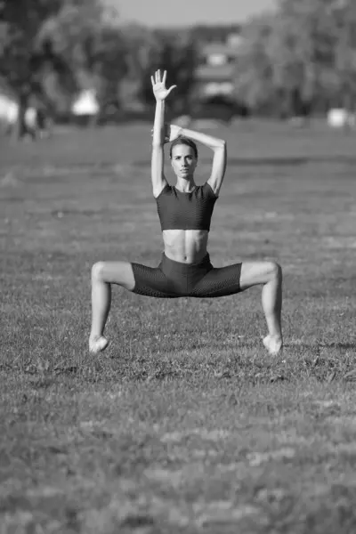Jong Slank Schoonheid Vrouw Ballerina Sportkleding — Stockfoto