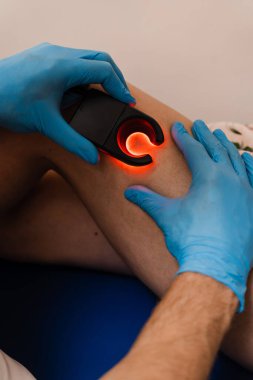 Venous led scanner for helping to locate the veins. Vein scan device that uses infrared light to detect the subcutaneous vascular map