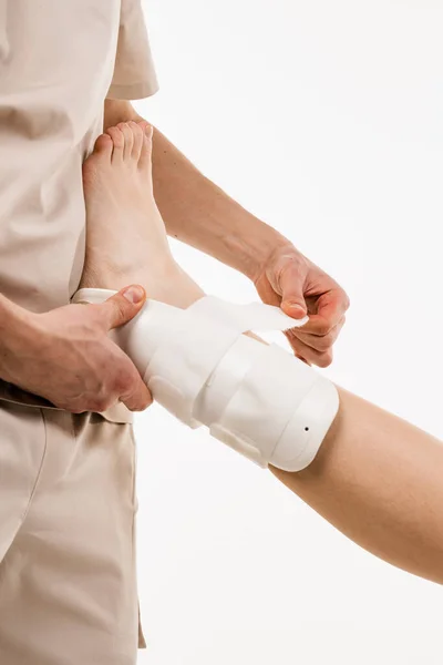 Knöchel Und Fußorthese Zur Verringerung Der Krankhaften Beweglichkeit Der Sprunggelenke — Stockfoto