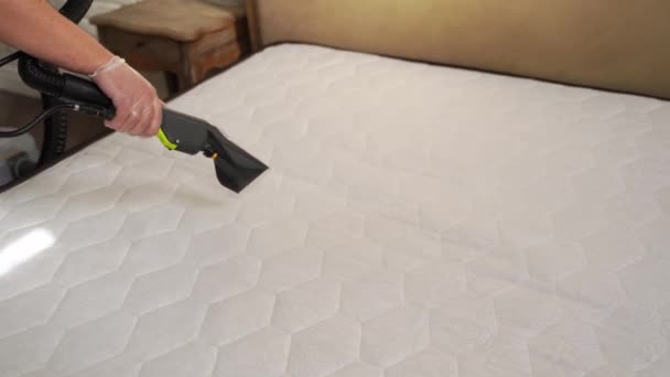 Video Dry Wash Cleaner Removing Dirt Dust Mattress Using Dry — Stock Video