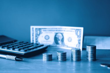 İş konsepti. para ve finansal tablo.