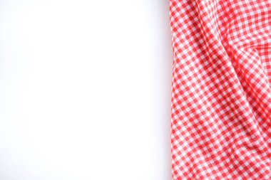 Mutfak havlusu beyaz arkaplanda izole edildi 