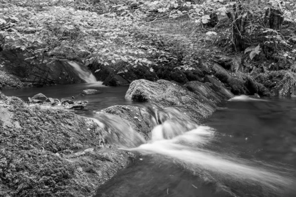 Długa Ekspozycja Wodospadu Rzece Horner Water Przepływającej Przez Lasy Horner — Zdjęcie stockowe