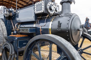 Tarrant Hinton. Dorset. Birleşik Krallık. 25 Ağustos 2022 1911 'de restore edilen Baltasha adlı Mclaren çekici motoru Büyük Dorset Buhar Fuarı' nda sergileniyor.
