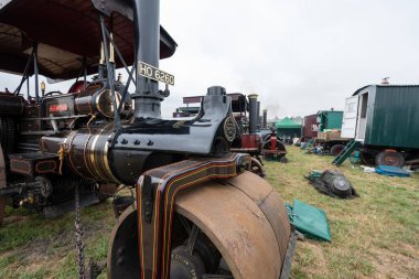 Tarrant Hinton. Dorset. Birleşik Krallık. 25 Ağustos 2022. Wallis ve Steevens 'ın Sir Lancelot adındaki yol silindiri Büyük Dorset Buhar Fuarı' nda sergileniyor.