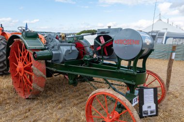 Tarrant Hinton. Dorset. Birleşik Krallık. 25 Ağustos 2022. Waterloo Çocuk 1915 'ten kalma R Modeli Büyük Dorset Buhar Fuarı' nda sergileniyor.