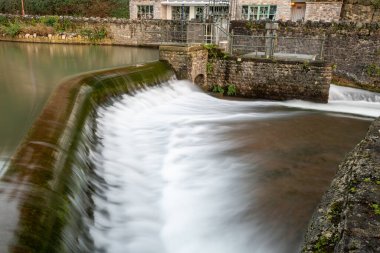 Somerset 'teki Çedar köyünde uzun süre bir şelale görüldü.