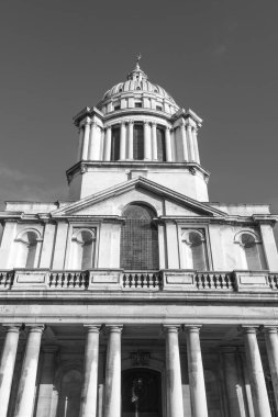 Greenwich. Londra. 1 Aralık 2022. Greenwich Kraliyet Donanma Koleji 'ndeki kubbenin siyah beyaz fotoğrafı.