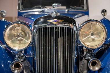 Sparkford. Somerset.Birleşik Krallık. 26 Mart 2023.A Lagonda LG45 damperli coupe 1937 'den Somerset Haynes Motor Müzesi' nde sergileniyor.