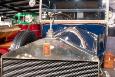 Sparkford. Somerset.Birleşik Krallık. 26 Mart 2023 Rolls Royce Silver Ghost Limousine, 1922 'den Somerset' teki Haynes Motor Müzesi 'nde sergileniyor.