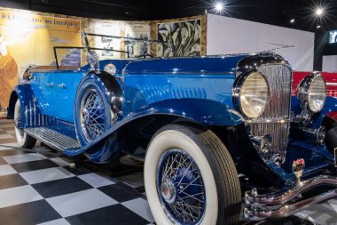 Sparkford. Somerset. Birleşik Krallık. 26 Mart 2023 Deusenberg 1931 model J Somerset Haynes Motor Müzesi 'nde sergileniyor.