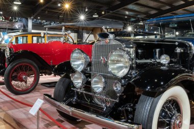 Sparkford.Somerset.Birleşik Krallık. 26 Mart 2023.A Cadillac Model 452A 1931 'den Madam X Imperial Cabriolet Somerset' teki Haynes Motor Müzesi 'nde sergileniyor.