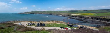 Dorset 'teki Kimmeridge Körfezi' nin panoramik fotoğrafı