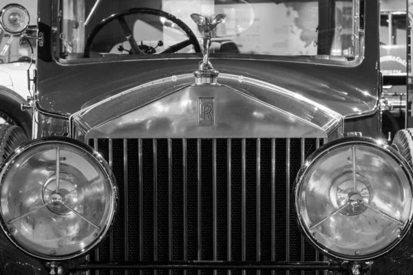 stock image Sparkford.Somerset.United Kingdom.March 26th 2023.A Rolls Royce Phantom 2 Sedanca Deville from 1930 is on show at the Haynes Motor Museum