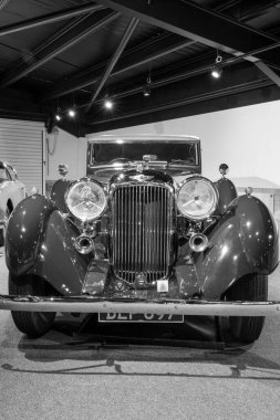 Sparkford. Somerset.Birleşik Krallık. 26 Mart 2023.A Lagonda LG45 damperli coupe 1937 'den Somerset Haynes Motor Müzesi' nde sergileniyor.