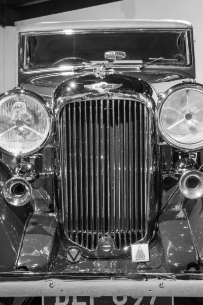 Sparkford Somerset United Kingdom March 26Th 1937からのLagonda Lg45ドロップヘッドクーペがサマセットのヘインズモーター博物館で展示されています — ストック写真
