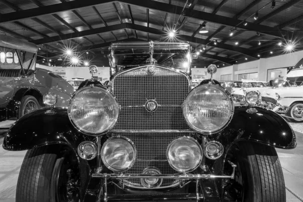 2023年3月26日キャデラック モデル452AマダムX帝国カブリオレット1931年からサマセットのヘインズ モーター博物館で展示中 — ストック写真