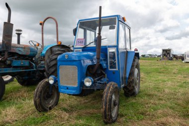 Low Ham.Somerset.Birleşik Krallık. 23 Temmuz 2023 Leyland 154 1973 'ten itibaren restore edilen Somerset buhar ve ülke fuarında sergileniyor.