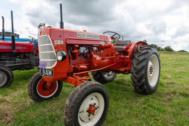 Low Ham.Somerset. Birleşik Krallık. 23 Temmuz 2023 'te restore edilen Allis Chalmers ED 40, Somerset buhar ve ülke fuarında sergileniyor.