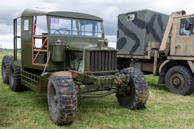 Low Ham.Somerset. Birleşik Krallık. 23 Temmuz 2023 'te restore edilen Scammell Pioneer askeri kamyonu Somerset buhar ve ülke fuarında sergilenecek.