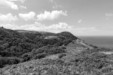 Devon 'daki Lynton ve Lynmouth Countisbury Hill' deki Beacon Tor 'dan görüntü