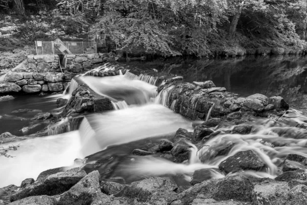 Dartmoor Ulusal Parkı Ndaki Drogo Kalesi Nden Akan Teign Nehri — Stok fotoğraf