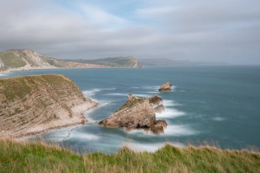 Dorset 'teki Mupe Körfezi' ndeki Mupe kayalarının görüntüsü