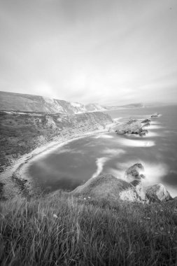 Dorset 'teki Mupe Körfezi' ndeki Mupe kayalarının görüntüsü