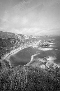 Dorset 'teki Mupe Körfezi' ndeki Mupe kayalarının görüntüsü