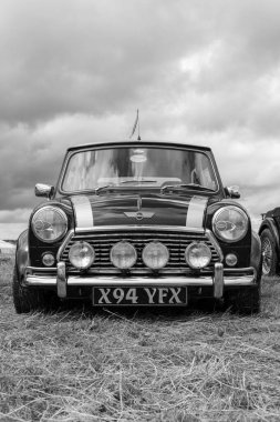 Low Ham.Somerset. Birleşik Krallık. 23 Temmuz 2023. 2000 'den Rover Mini Cooper Sport, Somerset buhar ve ülke gösterisinde.