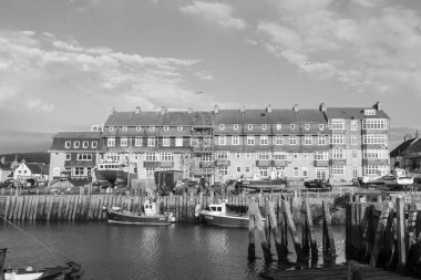 West Bay.Dorset.United Kingdom.April 19. 2023 Dorset, West Bay 'deki Pier Terrace