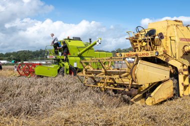 Drayton. Ilminster. Somerset. Birleşik Krallık. 19 Ağustos 2023. New Holland Clayson 1520, Dünden kalma bir çiftçilik etkinliğinde gösterimde.