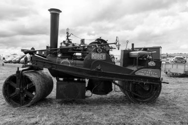 Low Ham.Somerset. Birleşik Krallık. 23 Temmuz 2023 Robey ikili yol silindiri Somerset buhar ve ülke fuarında sergileniyor.