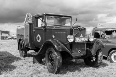 Low Ham.Somerset. Birleşik Krallık. 23 Temmuz 2023. 1932 'den kalma bir ticari arıza kamyonu Somerset buhar ve ülke fuarında sergileniyor.