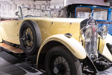 Sparkford. Somerset. Birleşik Krallık. 7 Ocak 2024 1929 Lanchester 30HP Spor Turnuvası, Somerset Haynes Motor Müzesi 'nde sergileniyor.