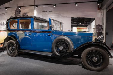 Sparkford. Somerset. Birleşik Krallık. 7 Ocak 2024 Rolls Royce Phantom 2 Sedanca Deville, 1930 'dan itibaren Haynes Motor Müzesi' nde sergilenecek.