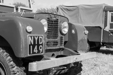Drayton. Somerset. Birleşik Krallık. 19 Ağustos 2023.A restore edilmiş serisi 1 Land Rover 1952 'den Dünden kalma bir çiftçilik etkinliğinde sergileniyor.