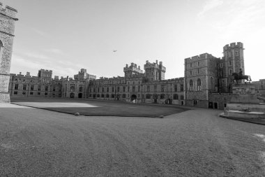 Windsor.Berkshire. Birleşik Krallık. 2 Aralık 2022. Windsor Kalesi 'nin güney kanadının fotoğrafı.