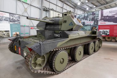 Bovington. Dorset. Birleşik Krallık. 8 Ağustos 2023 İkinci Dünya Savaşı 'ndan kalma bir A13 kruvazör Mark 3 tankı Dorset' teki Tank Müzesi 'nde sergileniyor.