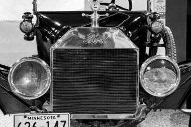 Sparkford. Somerset. Birleşik Krallık. 7 Ocak 2024.A 1921 Ford Model T, Somerset Haynes Motor Müzesi 'nde sergileniyor.