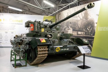 Bovington. Dorset. Birleşik Krallık. 25 Şubat 2024. Dünya Savaşı 'ndan kalma bir kuyruklu yıldız tankı Dorset' teki Tank Müzesinde sergileniyor.
