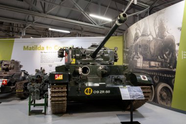 Bovington. Dorset. Birleşik Krallık. 25 Şubat 2024. Dünya Savaşı 'ndan kalma bir kuyruklu yıldız tankı Dorset' teki Tank Müzesinde sergileniyor.