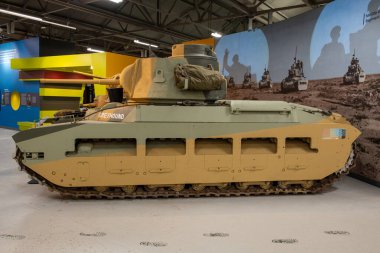 Bovington. Dorset. Birleşik Krallık. 25 Şubat 2024. İkinci Dünya Savaşı 'ndan kalma Matilda 2 piyade tankı Dorset' teki Tank Müzesi 'nde sergileniyor.