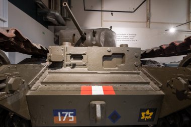 Bovington. Dorset. Birleşik Krallık. 25 Şubat 2024. Churchill 2 tankı Dorset 'teki Tank Müzesi' nde sergileniyor.