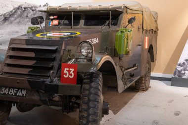 Bovington. Dorset. Birleşik Krallık. 25 Şubat 2024. Dünya Savaşı 'ndan kalma bir Beyaz İzci arabası Dorset' teki Tank Müzesi 'nde sergileniyor.