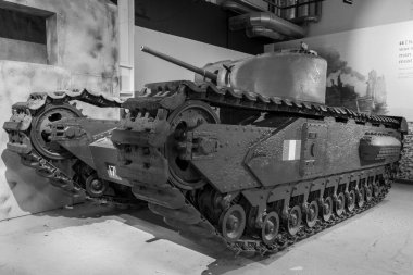 Bovington. Dorset. Birleşik Krallık. 25 Şubat 2024. Churchill 2 tankı Dorset 'teki Tank Müzesi' nde sergileniyor.