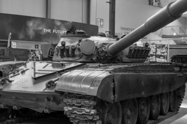 Bovington. Dorset. Birleşik Krallık. 25 Şubat 2024.A T-72 Ana Savaş Tankı Dorset 'teki Tank Müzesi' nde sergileniyor.