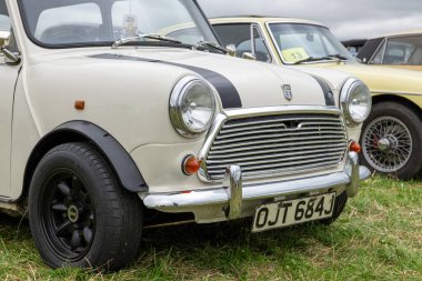 Low Ham.Somerset.Birleşik Krallık. 20 Temmuz 2024 İngiliz Leyland Mini 1971 'de Somerset buhar ve ülke gösterisinde.