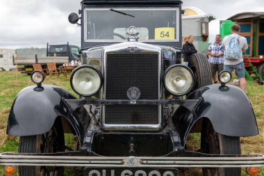 Low Ham.Somerset.Birleşik Krallık. 20 Temmuz 2024 1930 'dan Morris Cowley, Somerset Steam and Country Show' da sergileniyor.